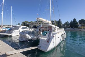 cockpit, Lagoon 400, catamaran for sale
