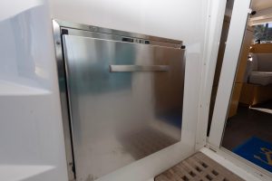 interior, Lagoon 400, catamaran for sale
