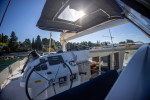helm, Lagoon 400, catamaran for sale