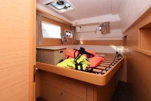 bed, Lagoon 400, catamaran for sale
