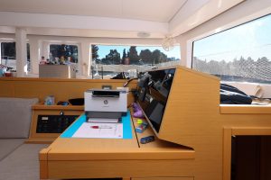 navigation station, Lagoon 400, catamaran for sale