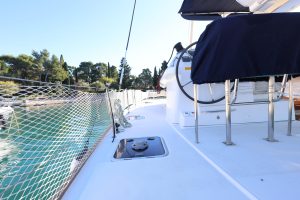 deck, Lagoon 400, catamaran for sale