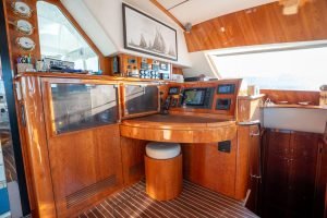 navigation station, Privilege 615, catamaran for sale