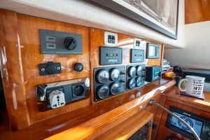 navigation station, Privilege 615, catamaran for sale