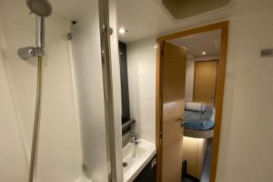 bath, FP 50 Saba, catamaran for sale