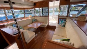 salon, Aquila 48, power catamaran for sale