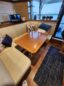 salon, Aquila 48, power catamaran for sale