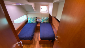 bed, Aquila 48, power catamaran for sale