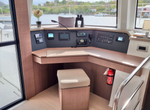 Bali 4.6, catamaran for sale