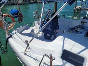 deck, Hunter 376, sailboat for sale