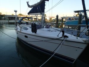 exterior, Hunter 376, sailboat for sale