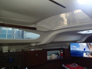 salon, Hunter 376, sailboat for sale