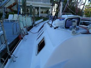 deck, Hunter 376, sailboat for sale