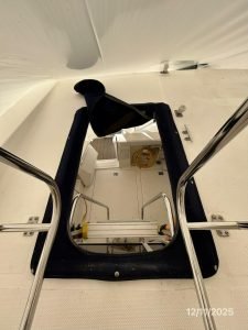 cockpit, Bayliner 4788, trawler for sale