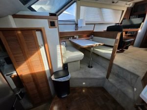 salon, Sea Ray, trawler for sale