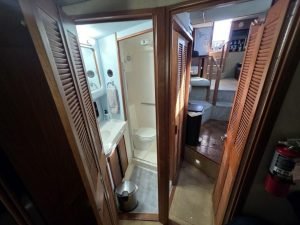 bath, Sea Ray, trawler for sale