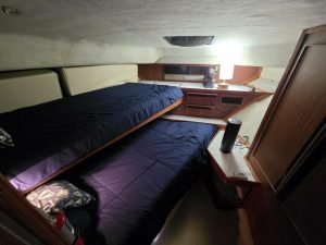 bed, Sea Ray, trawler for sale