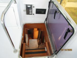 interior, Jefferson 60 Marquessa, trawler for sale
