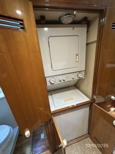 interior, Jefferson 60 Marquessa, trawler for sale