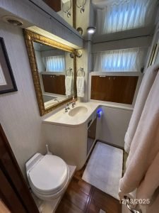 bath, Jefferson 60 Marquessa, trawler for sale