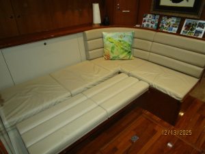 salon, Jefferson 60 Marquessa, trawler for sale