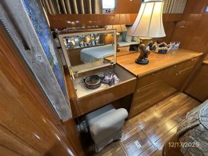 bed, Jefferson 60 Marquessa, trawler for sale