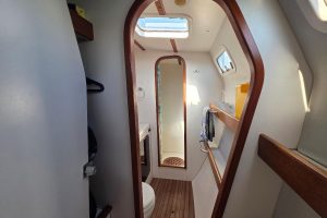bath, Outremer 45, catamaran for sale