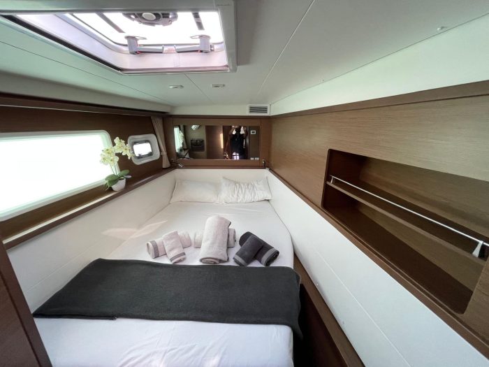 bed, Lagoon 450, catamaran for sale