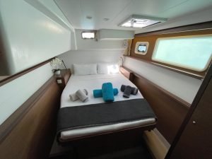 bed, Lagoon 450, catamaran for sale