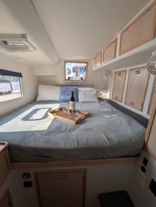 bed, Admiral 40, catamaran for sale