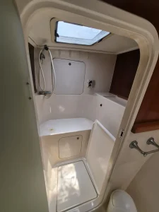 bath, Prout 38, catamaran for sale