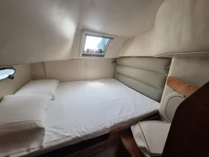 bed, Prout 38, catamaran for sale