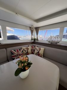 salon, Lagoon 450, catamaran for sale