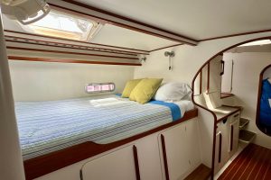 bed, Chris White, catamaran for sale
