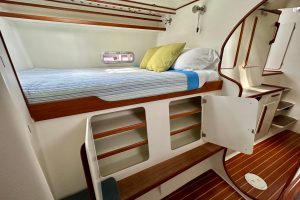 bed, Chris White, catamaran for sale