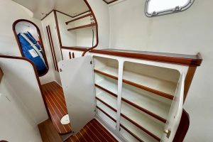 bed, Chris White, catamaran for sale