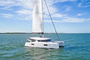 underway, Lagoon 42, catamaran for sale