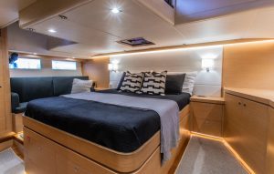 bed, Hylas 57, sailboat for sale