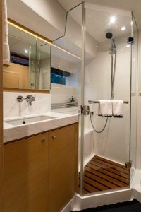 bath, Hylas 57, sailboat for sale