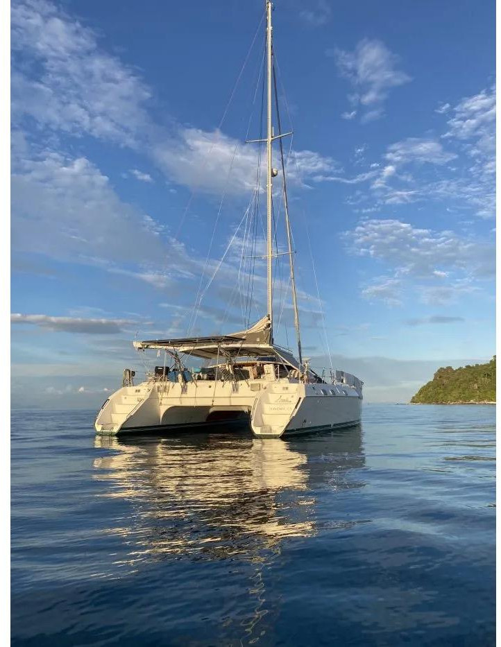exterior, Privilege 482, catamaran for sale