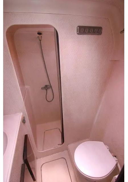 bath, Privilege 482, catamaran for sale
