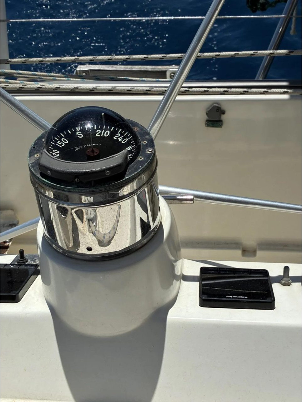 deck, Privilege 482, catamaran for sale