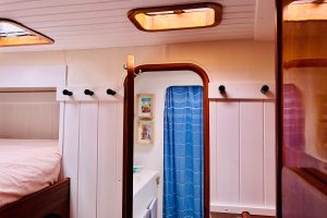 interior, Privilege 482, catamaran for sale