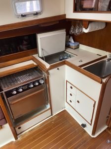 interior, Nonsuch 30 Ultra, sailboat for sale