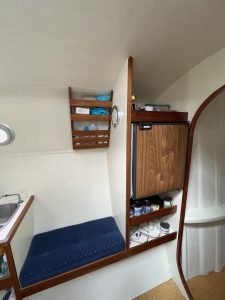 salon, TRT 1200, catamaran for sale