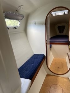 bed, TRT 1200, catamaran for sale