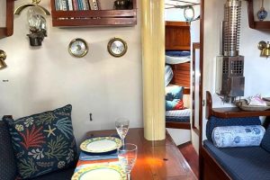 salon, Liberty 38, sailboat for sale