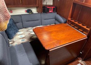 salon, Caliber 40, sailboat for sale