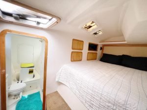 bed, St Francis 44, catamaran for sale