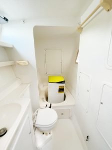 bath, St Francis 44, catamaran for sale